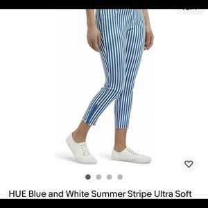 👖👖 HUE Capri Denim Striped Jeggins👖👖